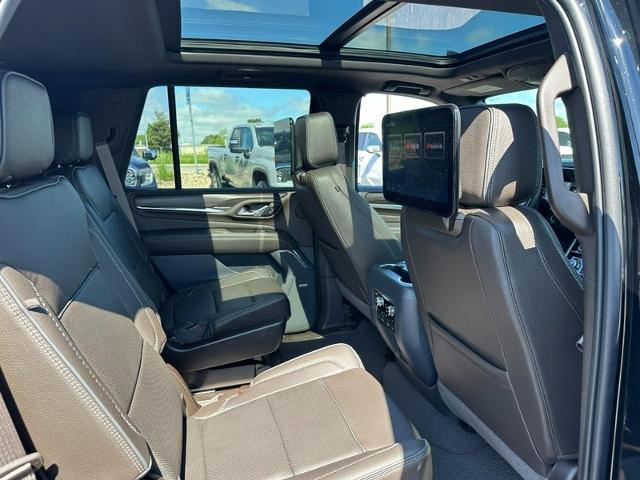 2023 GMC Yukon Vehicle Photo in COLUMBIA, MO 65203-3903