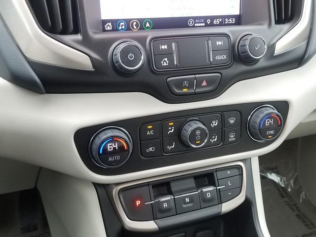 2023 GMC Terrain Vehicle Photo in ELYRIA, OH 44035-6349