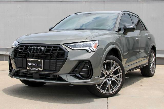 2025 Audi Q3 Vehicle Photo in SUGAR LAND, TX 77478