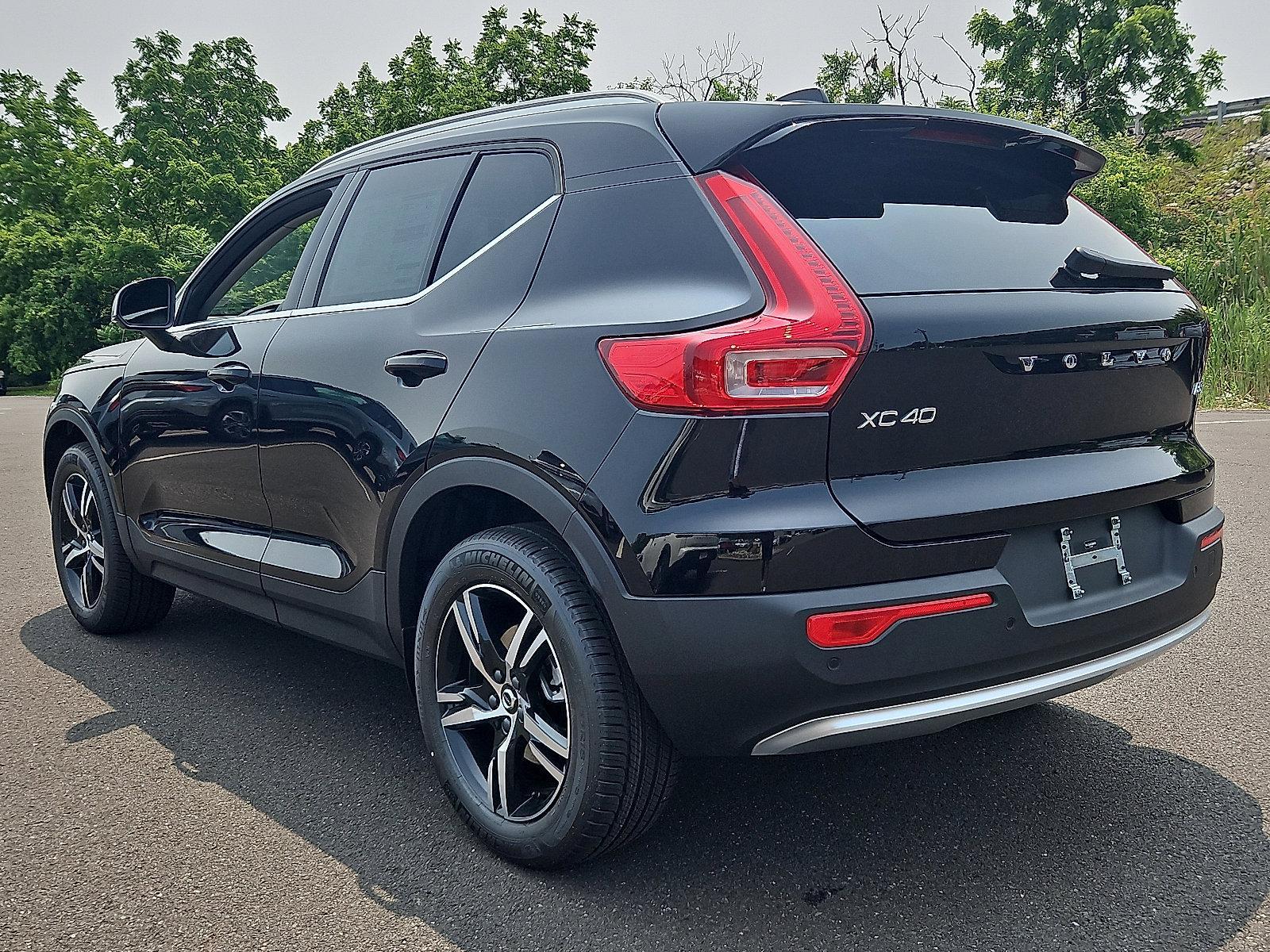 2025 Volvo XC40 Vehicle Photo in Trevose, PA 19053