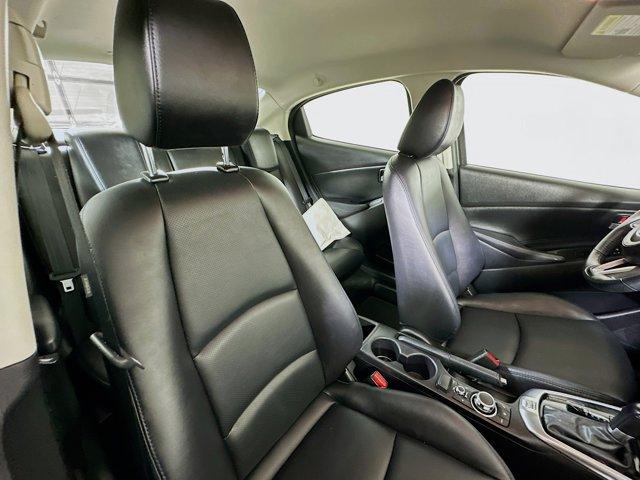 2019 Toyota Yaris Sedan Vehicle Photo in Doylestown, PA 18902