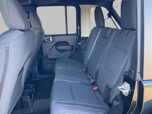 2025 Jeep Wrangler Vehicle Photo in Kaukauna, WI 54130