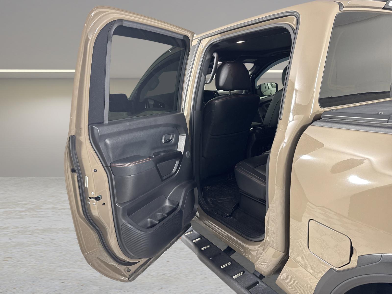 2021 Nissan Titan Vehicle Photo in GEORGETOWN, TX 78626-7508