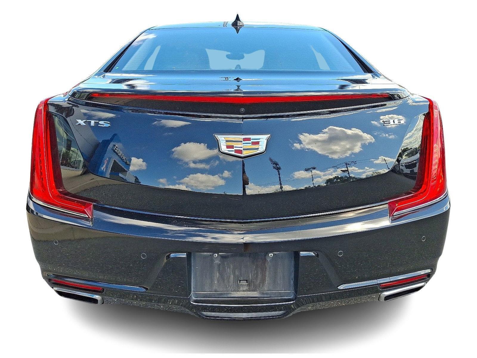2019 Cadillac XTS Vehicle Photo in BETHLEHEM, PA 18017-9401