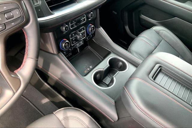 2023 Chevrolet Suburban Vehicle Photo in KANSAS CITY, MO 64114-4502