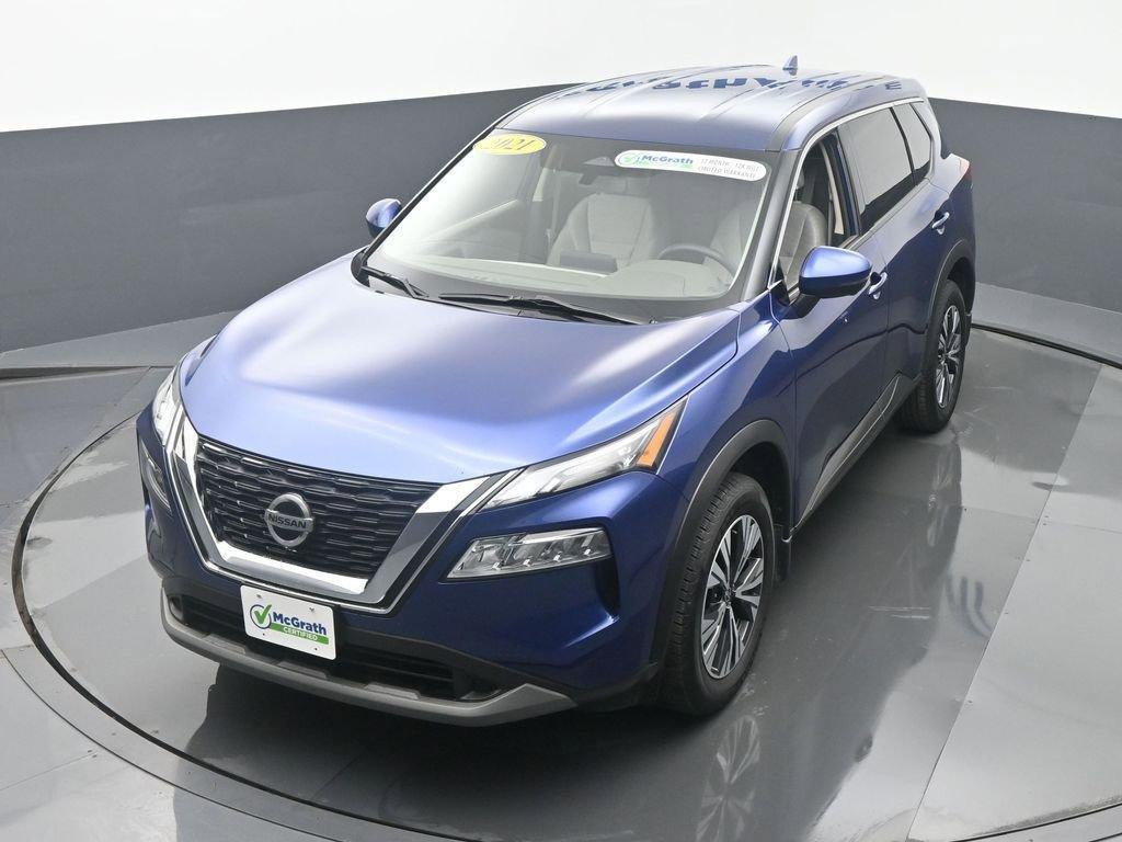 2021 Nissan Rogue Vehicle Photo in Marion, IA 52302