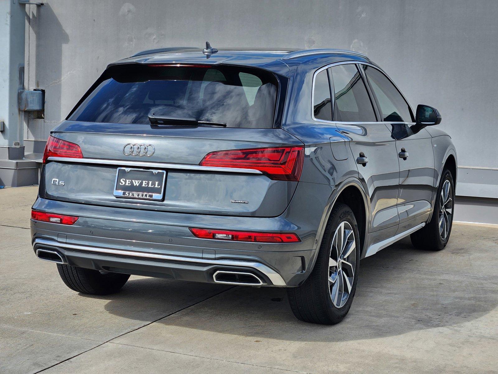 2024 Audi Q5 Vehicle Photo in SUGAR LAND, TX 77478