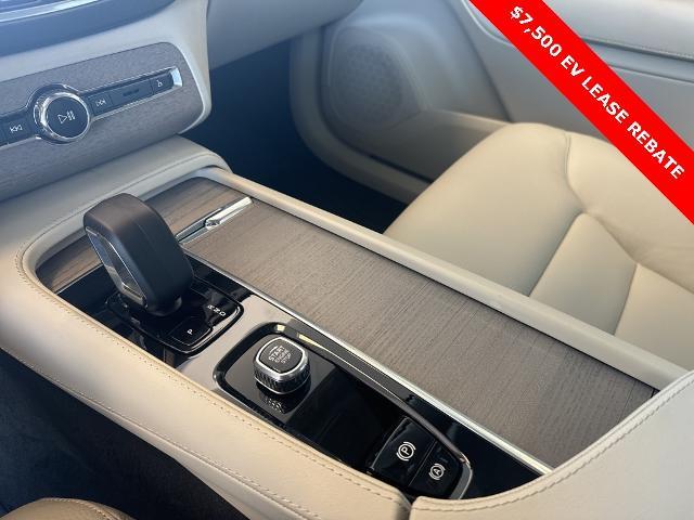 2025 Volvo XC90 Plug-In Hybrid Vehicle Photo in Grapevine, TX 76051