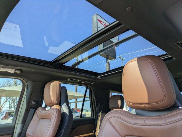 2024 Lincoln Navigator Vehicle Photo in SELMA, TX 78154-1460