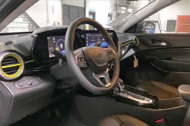 2025 Chevrolet Trax Vehicle Photo in KANSAS CITY, MO 64114-4502