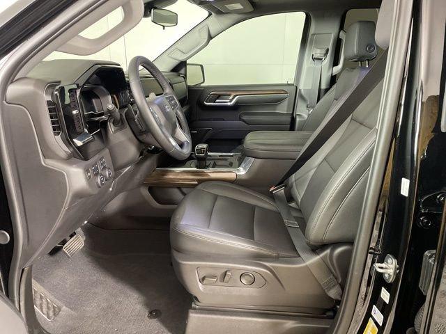 2024 Chevrolet Silverado 1500 Vehicle Photo in PHOENIX, AZ 85014-3381