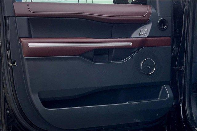 2022 Ford Expedition Max Vehicle Photo in TOPEKA, KS 66609-0000