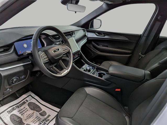2025 Jeep Grand Cherokee Vehicle Photo in Oshkosh, WI 54901
