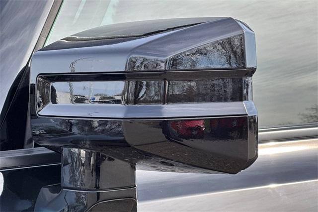 2024 GMC HUMMER EV Pickup Vehicle Photo in ELK GROVE, CA 95757-8703