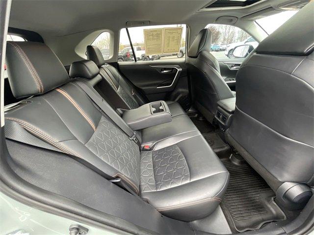 2019 Toyota RAV4 Vehicle Photo in BENTONVILLE, AR 72712-4322
