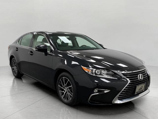 2016 Lexus ES 350 Vehicle Photo in Appleton, WI 54913