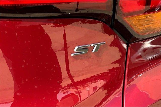 2023 Buick Encore GX Vehicle Photo in TOPEKA, KS 66609-0000