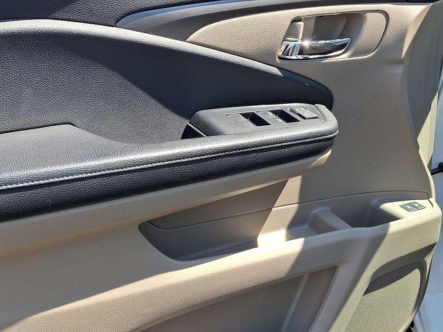2018 Honda Pilot Vehicle Photo in DANBURY, CT 06810-5034