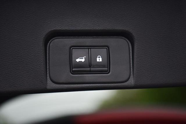 2024 Nissan Rogue Vehicle Photo in Ballwin, MO 63011