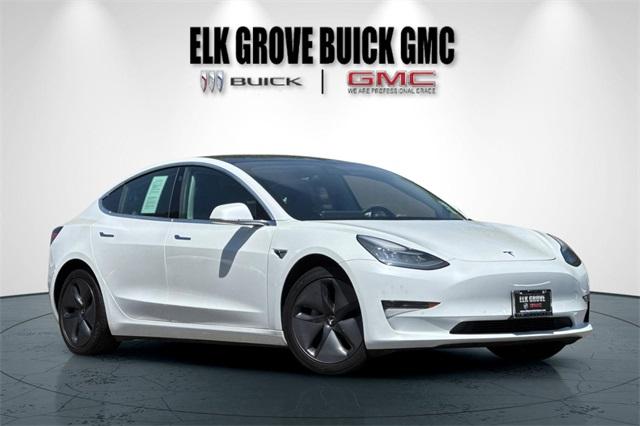 2020 Tesla Model 3 Vehicle Photo in ELK GROVE, CA 95757-8703