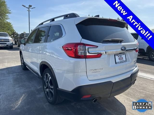 2024 Subaru Ascent Vehicle Photo in Puyallup, WA 98371