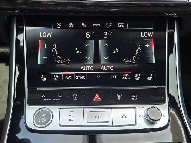 2025 Audi Q7 Vehicle Photo in SUGAR LAND, TX 77478