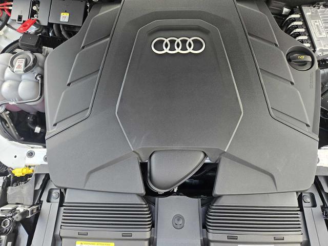 2025 Audi Q7 Vehicle Photo in SUGAR LAND, TX 77478