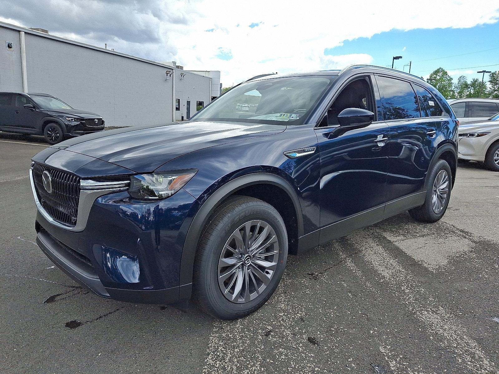 2025 Mazda CX-90 PHEV Vehicle Photo in Trevose, PA 19053
