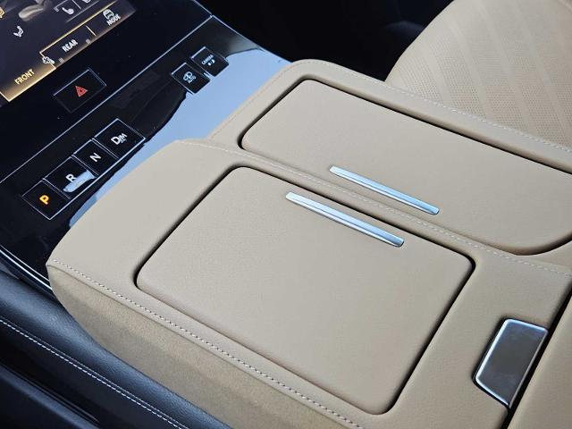 2025 INFINITI QX80 Vehicle Photo in Fort Worth, TX 76132