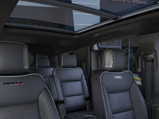 2025 GMC Yukon Vehicle Photo in ZELIENOPLE, PA 16063-2910