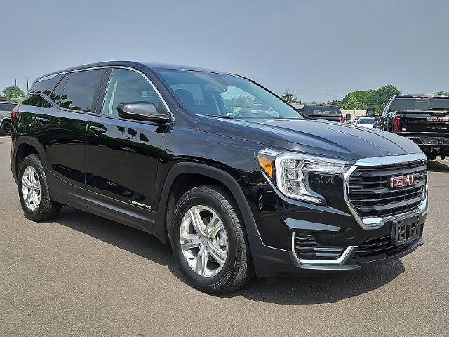 2022 GMC Terrain Vehicle Photo in TREVOSE, PA 19053-4984