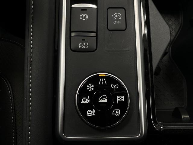 2025 Nissan Pathfinder Vehicle Photo in Appleton, WI 54913