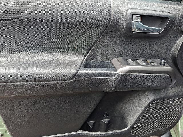 2021 Toyota Tacoma 4WD Vehicle Photo in TREVOSE, PA 19053-4984
