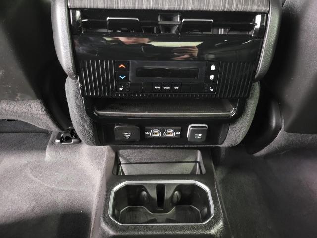 2023 Jeep Wagoneer Vehicle Photo in GREEN BAY, WI 54303-3330