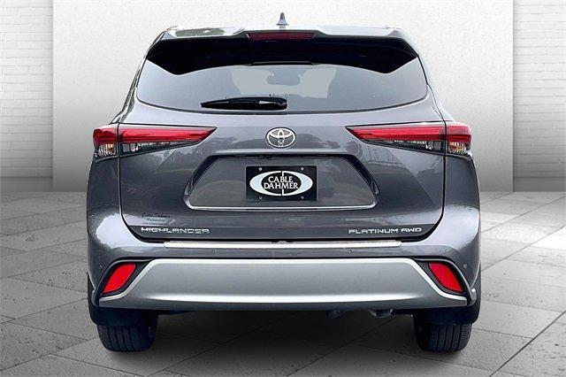 2021 Toyota Highlander Vehicle Photo in INDEPENDENCE, MO 64055-1314