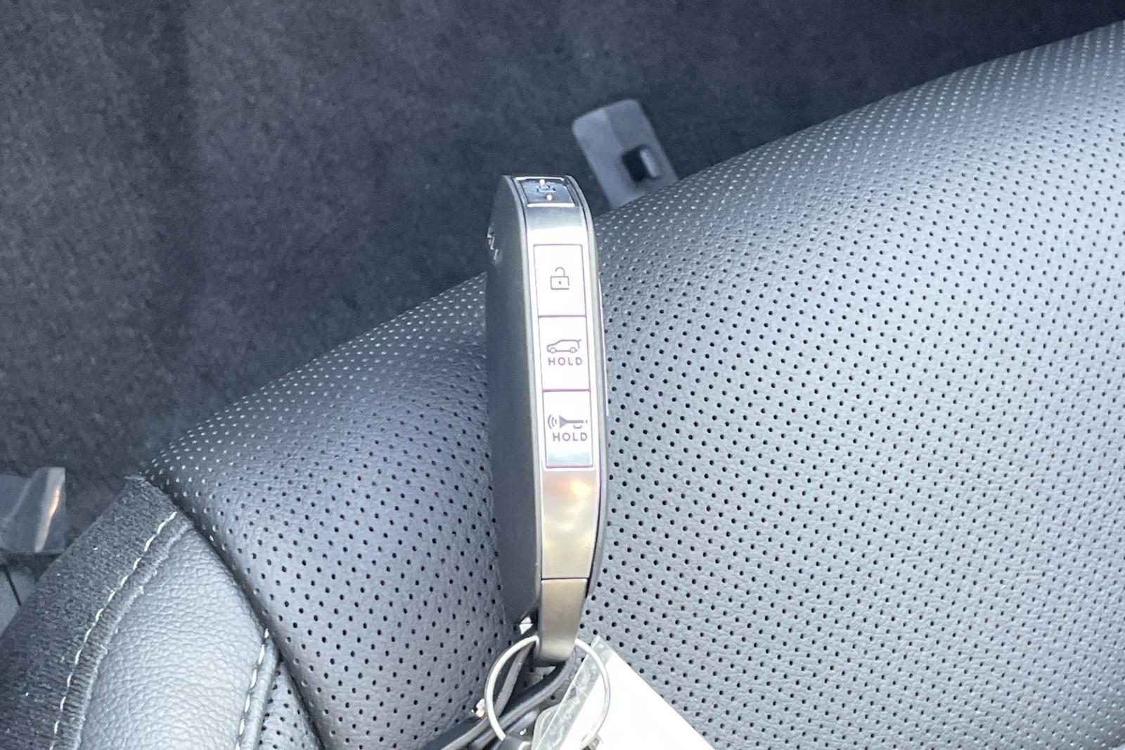 2025 Kia Sorento Vehicle Photo in Belle Vernon, PA 15012