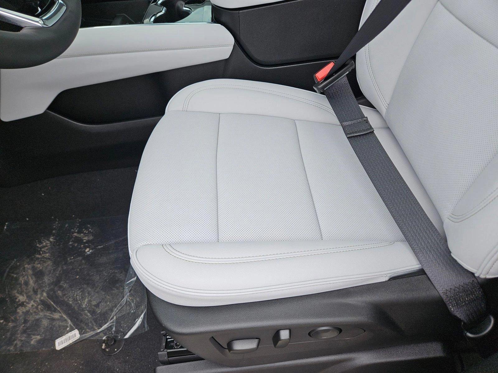 2025 Chevrolet Tahoe Vehicle Photo in NORTH RICHLAND HILLS, TX 76180-7199
