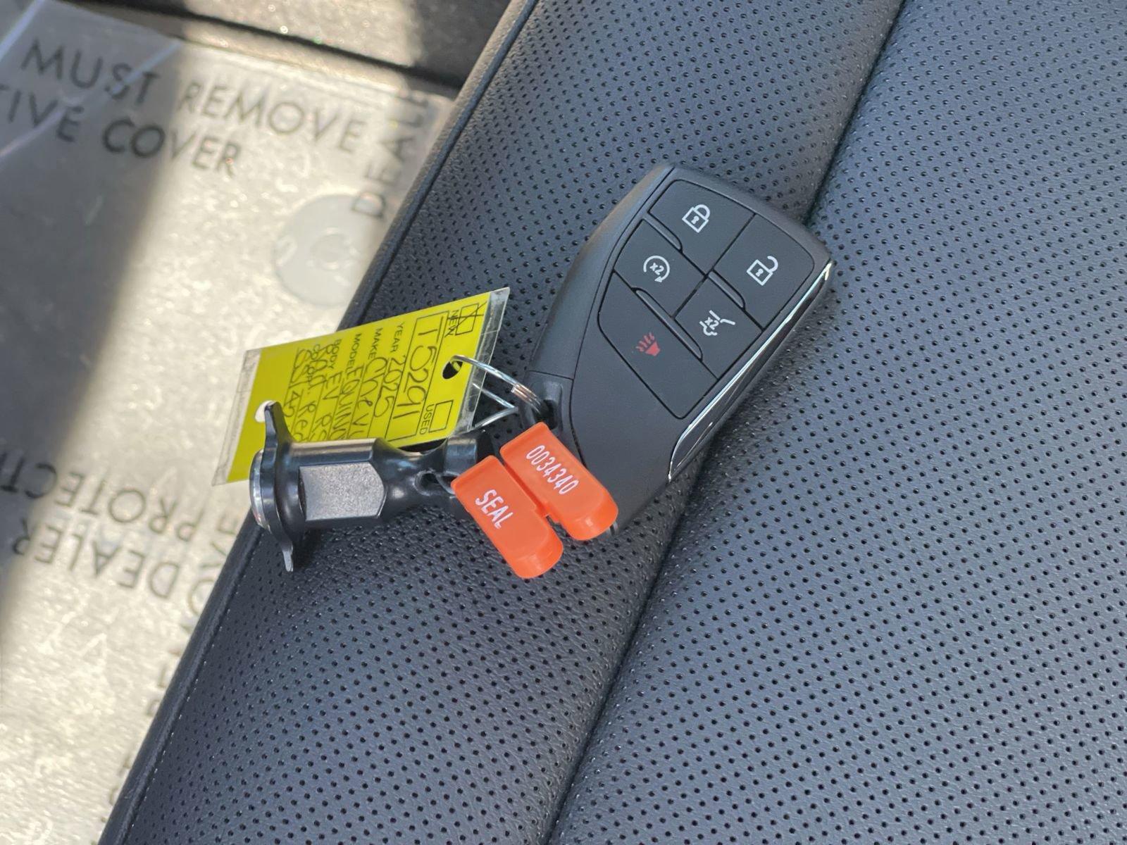 2025 Chevrolet Equinox EV Vehicle Photo in BENTONVILLE, AR 72712-4322