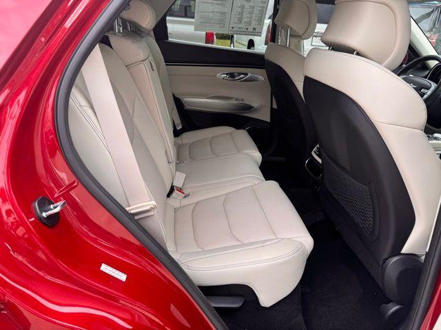 2022 Genesis GV70 Vehicle Photo in DELRAY BEACH, FL 33483-3294