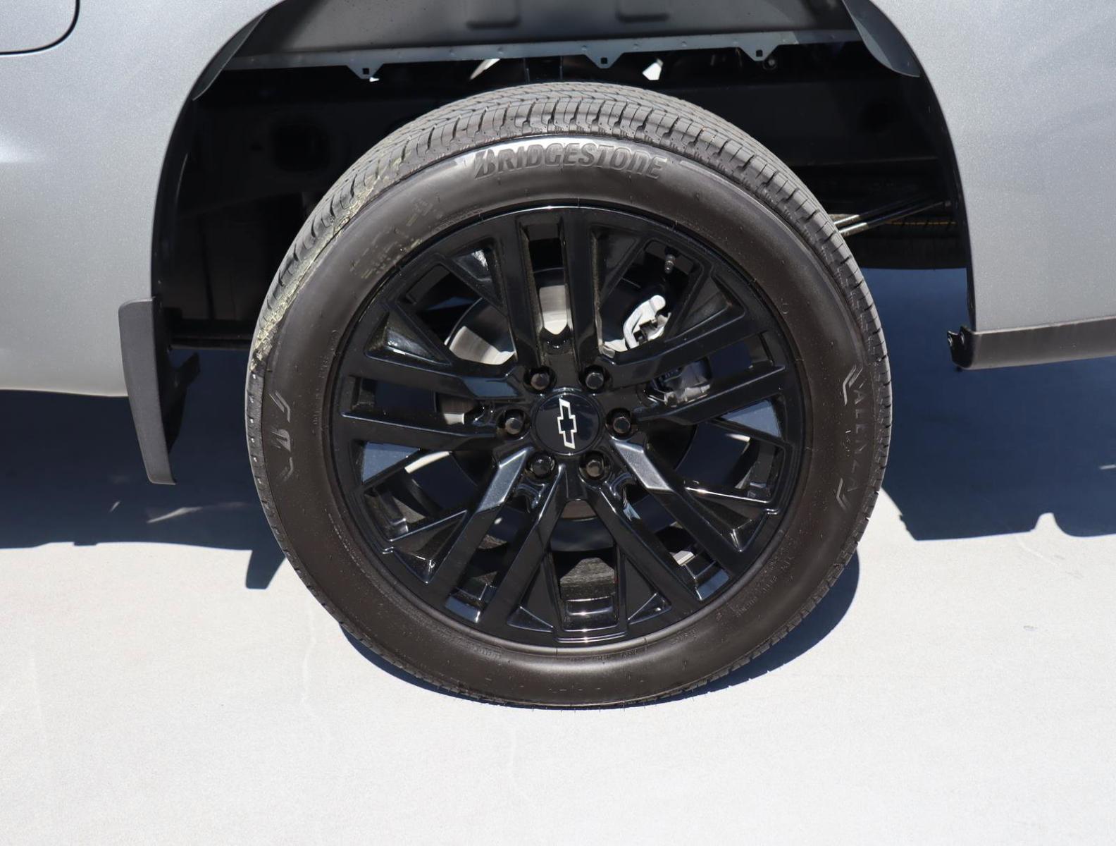 2025 Chevrolet Silverado 1500 Vehicle Photo in LOS ANGELES, CA 90007-3794