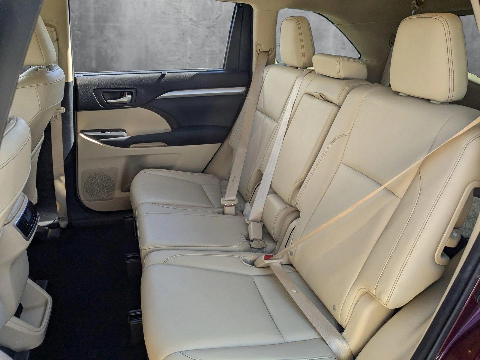 2014 Toyota Highlander Vehicle Photo in Cockeysville, MD 21030-2508
