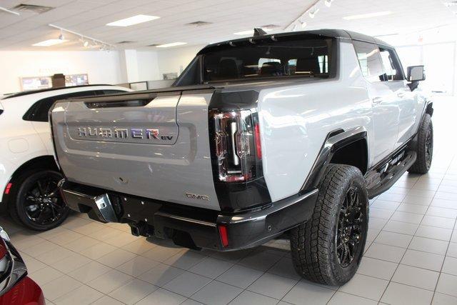 2025 GMC HUMMER EV Pickup Vehicle Photo in SAINT CLAIRSVILLE, OH 43950-8512