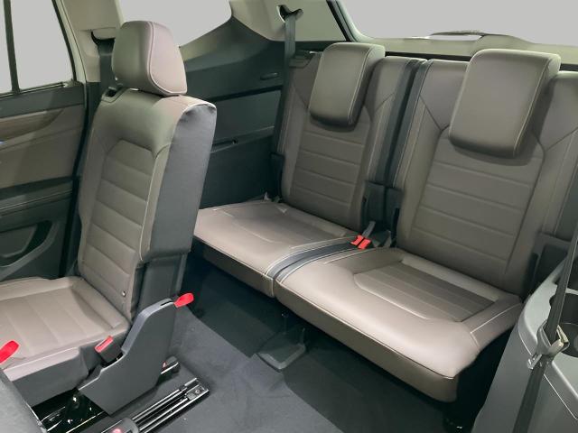 2025 Volkswagen Atlas Vehicle Photo in Oshkosh, WI 54904