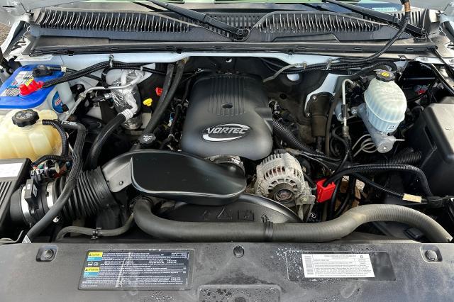 2004 GMC Sierra 2500 HD Vehicle Photo in SPOKANE, WA 99202-2191