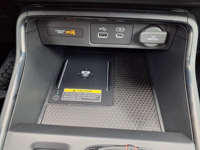 2025 Honda CR-V Hybrid Vehicle Photo in Oshkosh, WI 54904