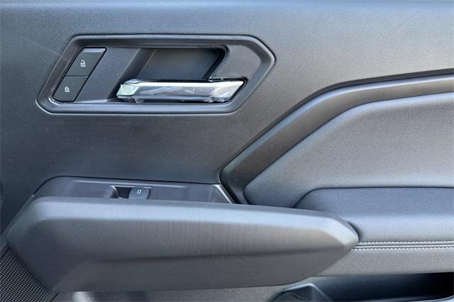 2025 GMC Canyon Vehicle Photo in ELK GROVE, CA 95757-8703