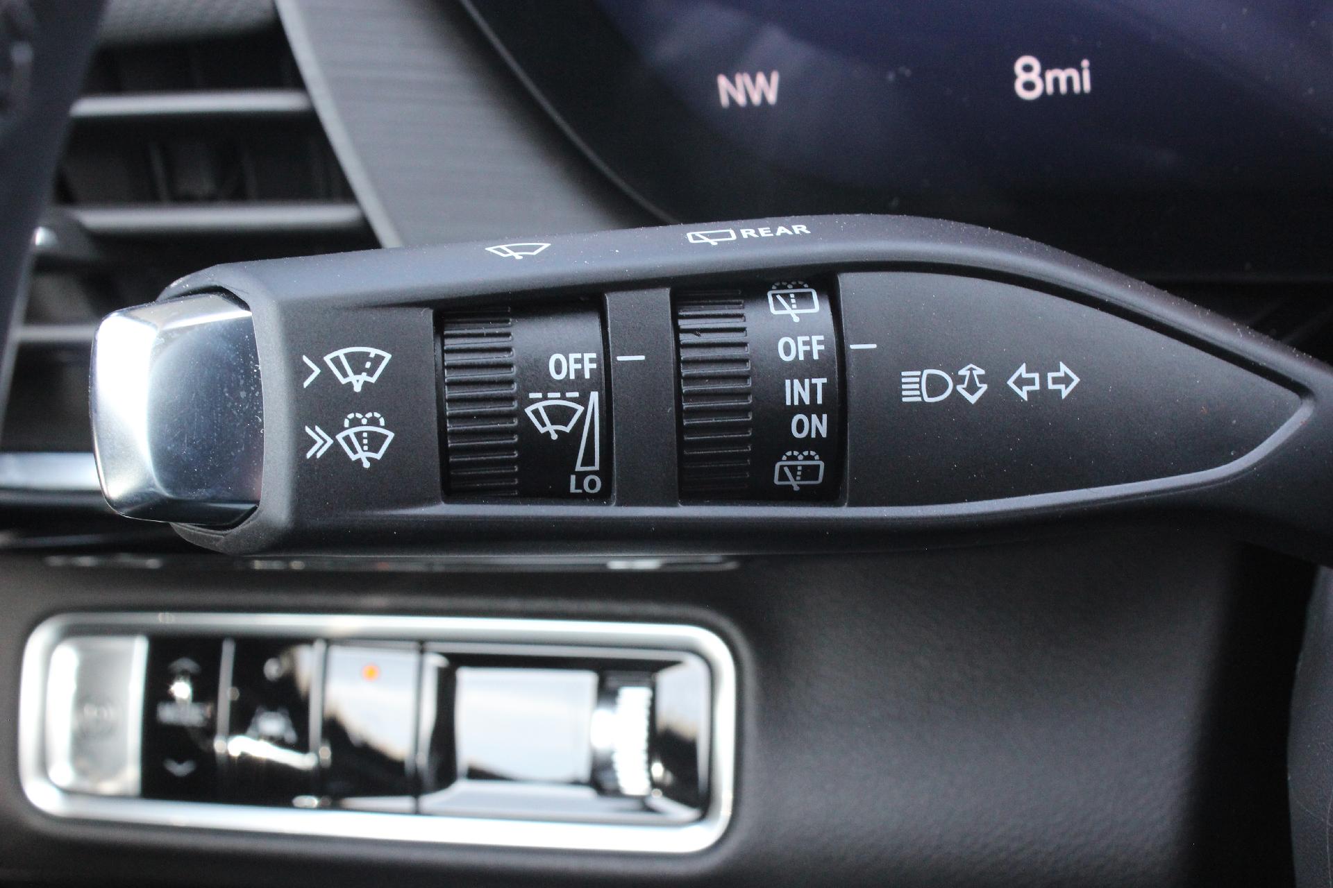 2025 Buick Envision Vehicle Photo in AURORA, CO 80012-4011