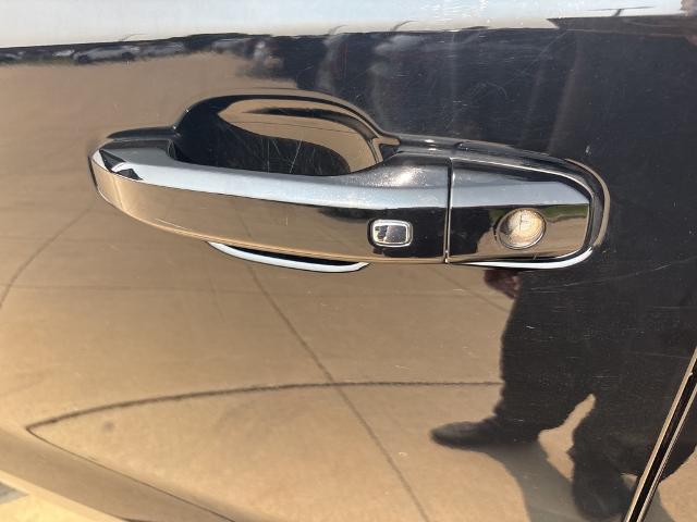 2020 Chevrolet Silverado 1500 Vehicle Photo in Peoria, IL 61615