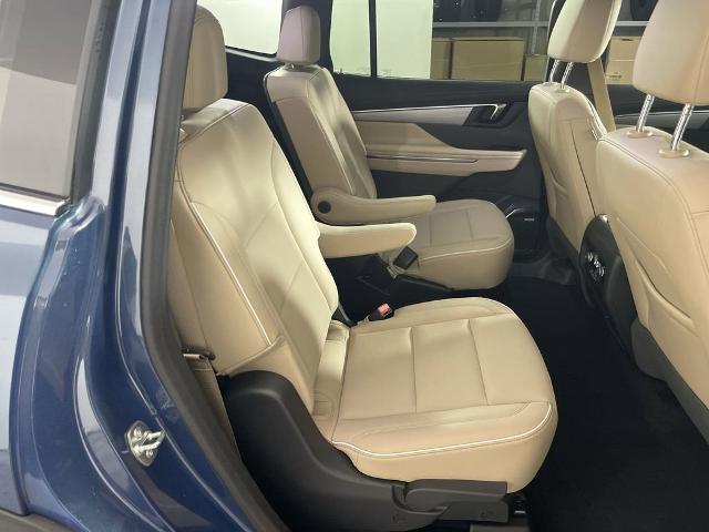 2025 Buick Enclave Vehicle Photo in GILBERT, AZ 85297-0402