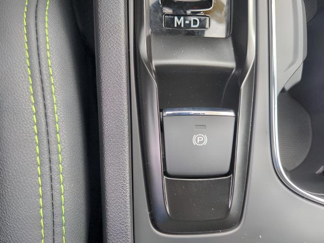 2025 Subaru Ascent Vehicle Photo in Green Bay, WI 54304